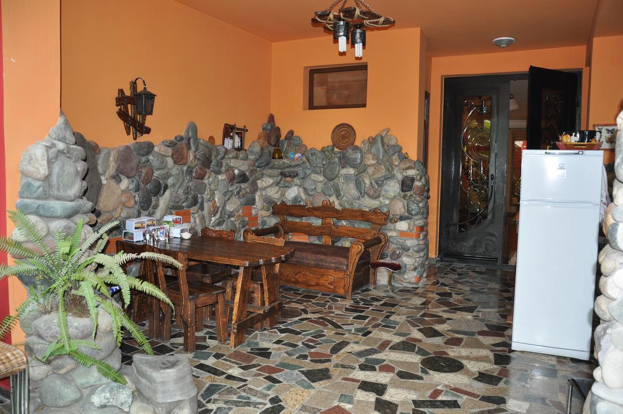 Hotel Amber Батуми Екстериор снимка